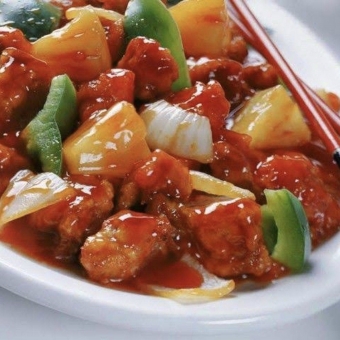 SWEET AND SOUR CHICKEN (CHINA)